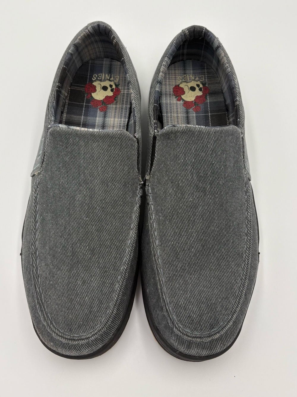 Etnies Slash Skull Roses Slip On Skate Shoes Men’s 11.5 Gray